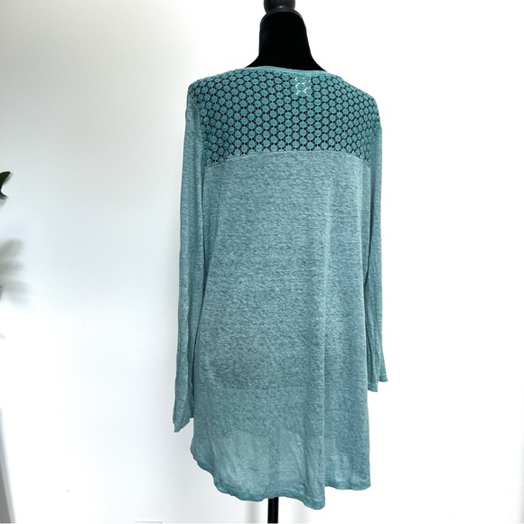 Anthropologie, Akemi + kin, Amis linen tunic top, with crochet lace. Size L - Picture 4 of 9
